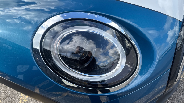 MINI Hatchback 1.5 Cooper Exclusive 5dr Auto Petrol Hatchback